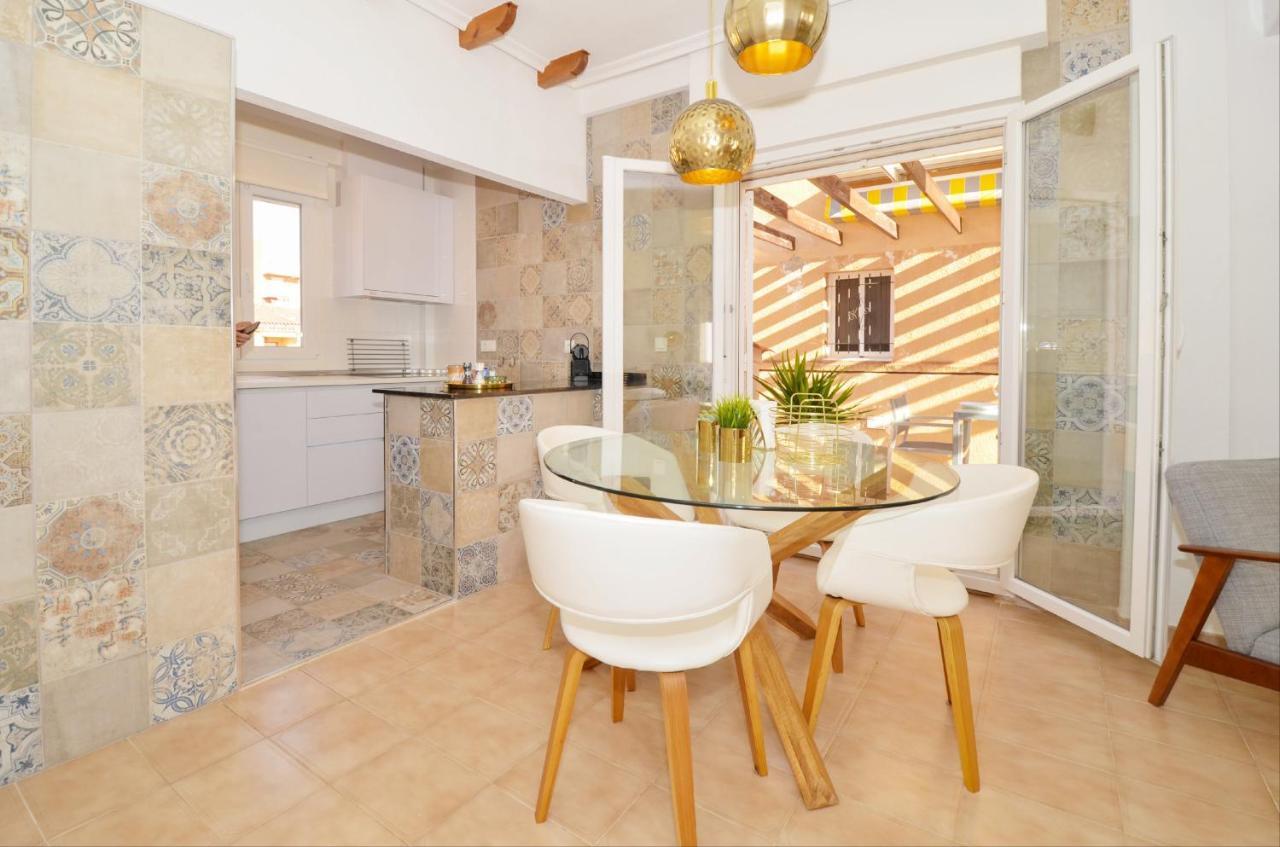 Punta Prima Pleasure With Private Parking In A Gated Community Close To The Beach Torrevieja Exterior photo
