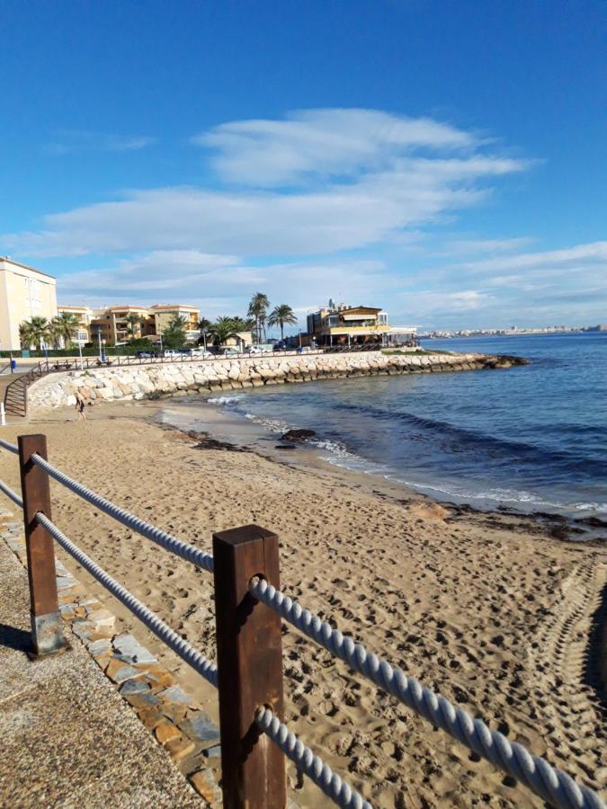 Punta Prima Pleasure With Private Parking In A Gated Community Close To The Beach Torrevieja Exterior photo
